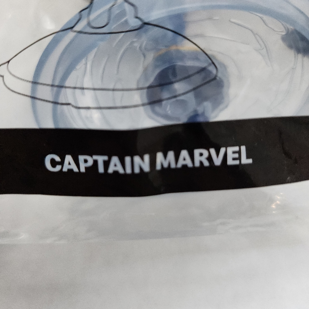 2023 McDonald's Toy #1 Marvels Captain Marvel - Picture 3 of 4